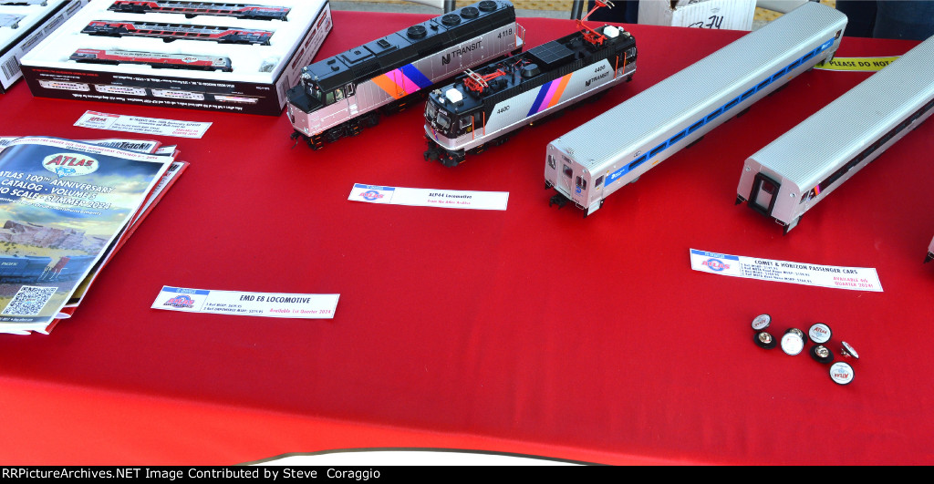 Models of NJ Transit Locomotives  MTA Passenger and NJT Passenger cars. 